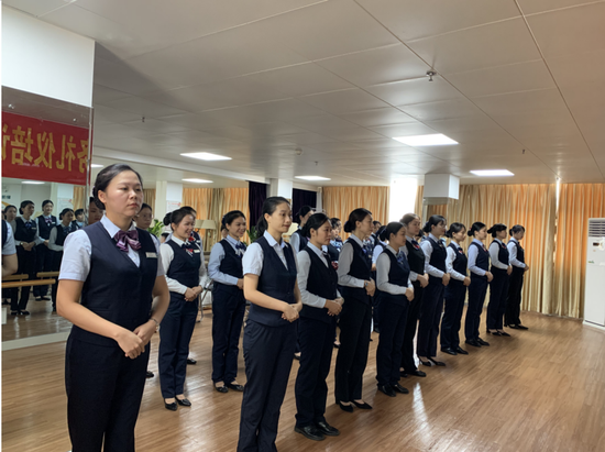 合规经理,大堂经理(含大堂引导员),分批次开展2020年度服务礼仪培训