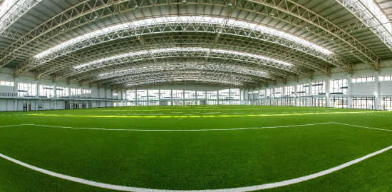 中国足球（南方）训练基地的室内足球训练场