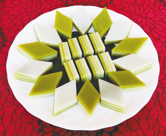 九层糕. 本报记者 袁琛 摄