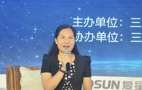 三亚市政府副市长许振凌女士