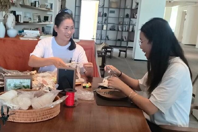 打造“红色+旅游休闲”产业带发展模式 临高县让渔民吃上“旅