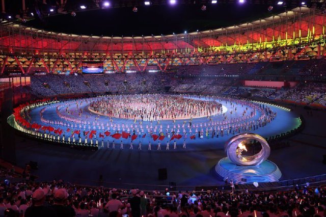 体育时评：以体为媒，不断铸牢中华民族共同体意识