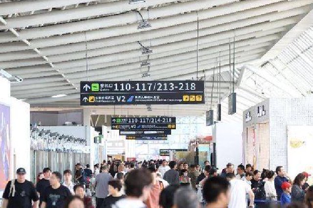 三亚凤凰机场2025年旅客吞吐量突破2000万人次