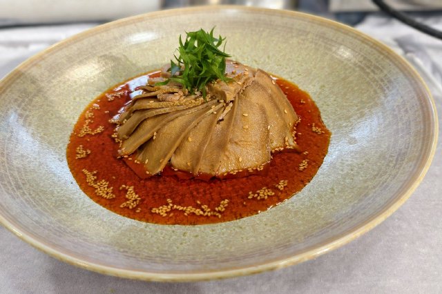 海南冬交会|屯昌黑猪美食品鉴赛：“食”力圈粉获好评