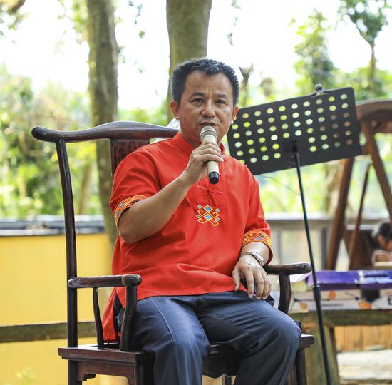 海南省博物馆副馆长,副研究员王辉山发言