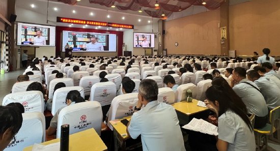 图为思源高级中学“东坡文化大讲坛”现场