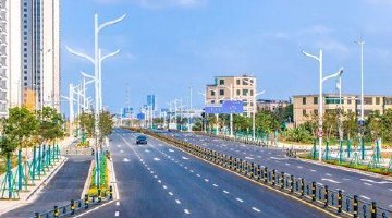海口江东新区府越路建成通车