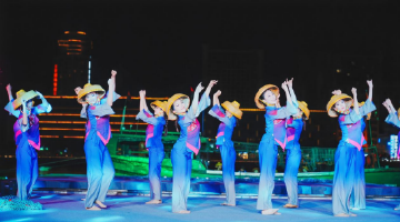 三亚创新打造海上非遗实景剧