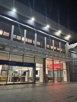 海南环岛高铁整装迎客来