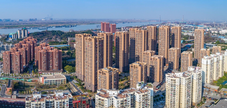 青山绿水红钢城