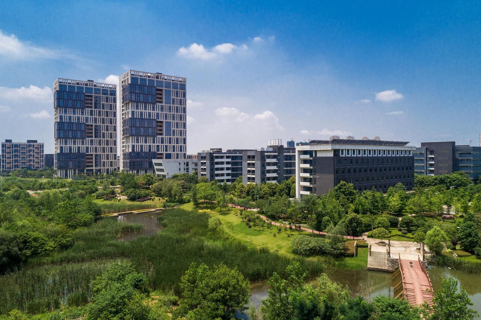 走进光谷生物城 图解医疗器械园