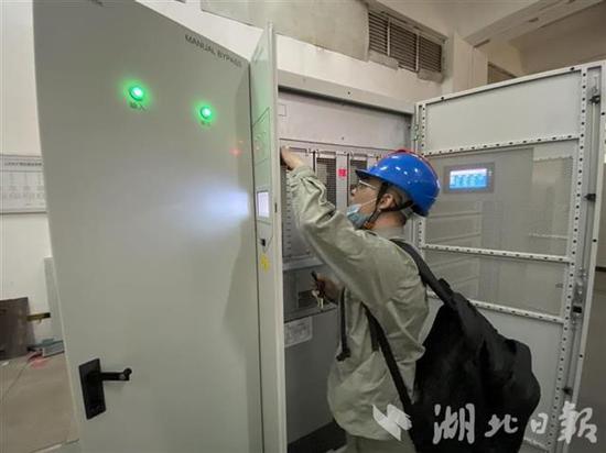 用上 鄂造神器 这家企业一年避损逾1600万元 手机新浪网 用上 鄂造神器 这家企业一年避损逾1600万元 手机新浪网