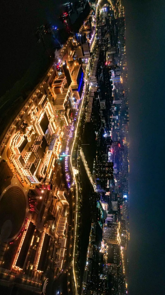 夜景荆楚非物质文化遗产技能传承院△大漆文化展厅荆州城东这座外形