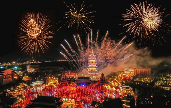 荆州方特烟花秀