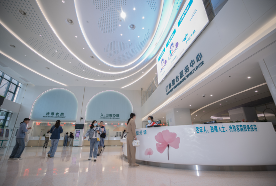 2023年新妇幼综合大楼投用,进一步提升武汉妇幼医疗保健服务水平