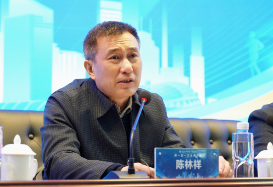 ▲武汉市体育局二级巡视员陈林祥讲话