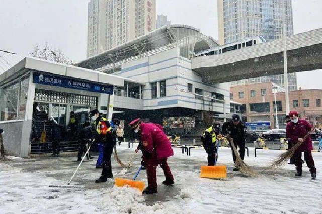 战风雪，斗严寒！武汉轨道公安多措并举护航出行平安