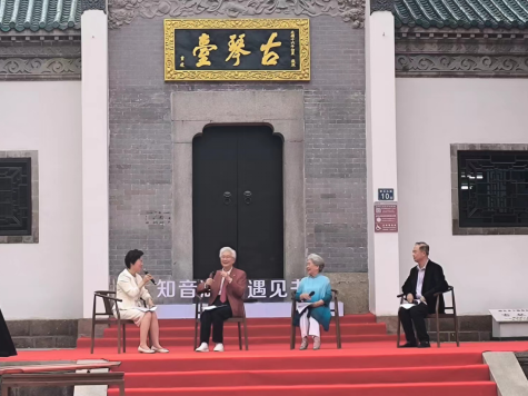 湖北省文化和旅游厅党组书记、厅长李述永与三位艺术家访谈 香港商报 张迪 摄