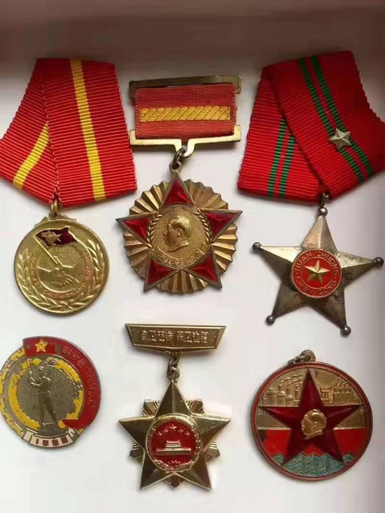 游老保存的军功章