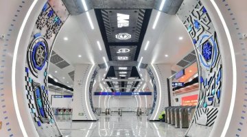 2块钱坐地铁环游武汉？