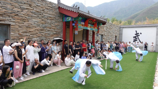 北京修德谷传统文化体验基地武术展示 徐刚摄