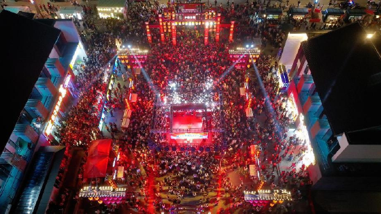 太极之夜文旅街区(徐刚 拍摄)
