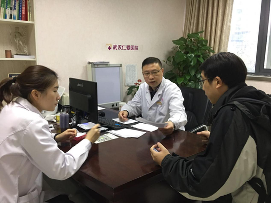 江城首届包大人公益援助计划启动呼吁男性重视健康