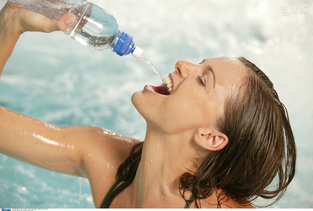 夏天喝水把握六个分寸