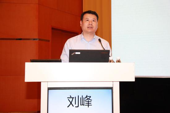 刘峰市级公立医院夹缝中生存人才是谋出路的关键