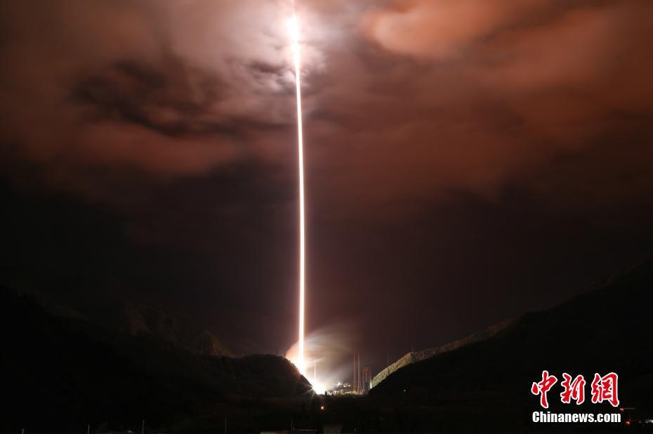 中国成功发射"中星6c"卫星