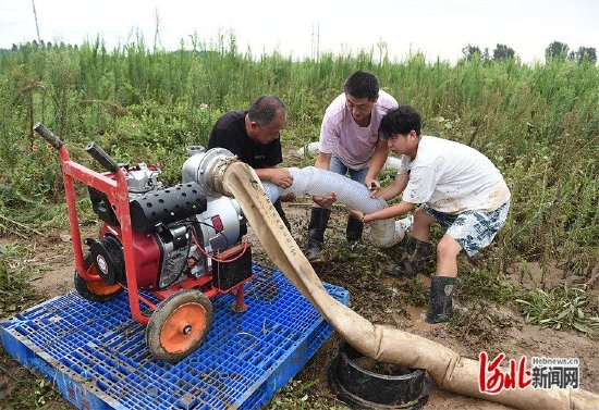 河北:抢修水毁设施 恢复生产生活