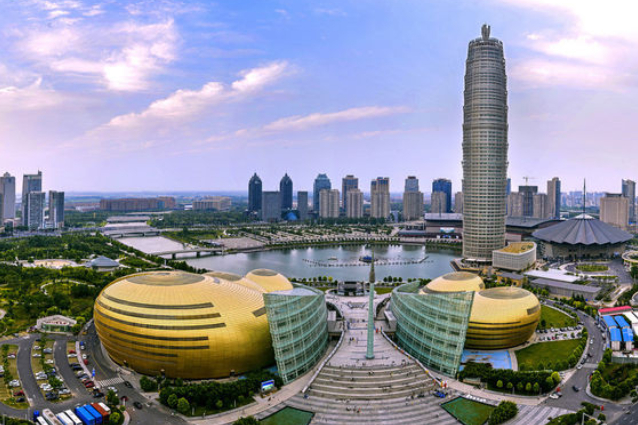 郑州拟编制主城区停车场专项规划，对标深圳、上海等城市经验