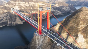 济新高速黄河三峡大桥完成荷载试验