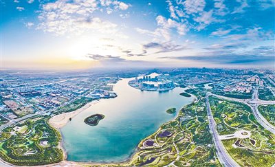郑东新区龙湖水清岸绿、景美文兴