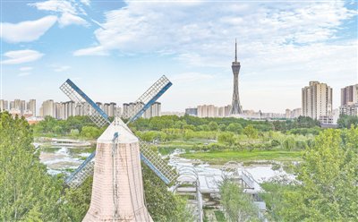 改造后的世纪公园 本报记者 马健 摄