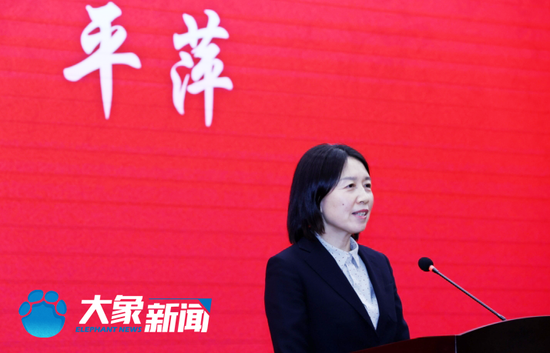 新浪河南>新闻频道>正文省委宣传部副部长,省政府新闻办主任平萍省委
