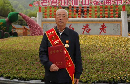 河南省劳动模范杨植森捐赠20万元助力疫情防控！