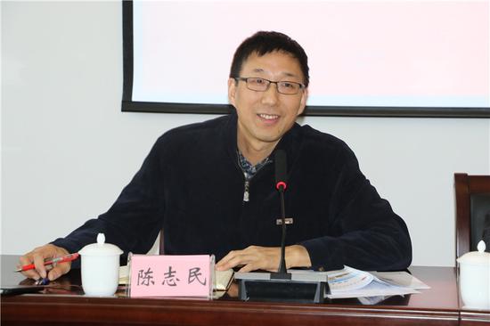 九三学社河南省委专职副主委陈志民主持开班仪式