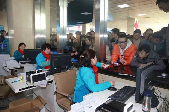 人气爆棚！20.7万游客欢聚云台山过大年！