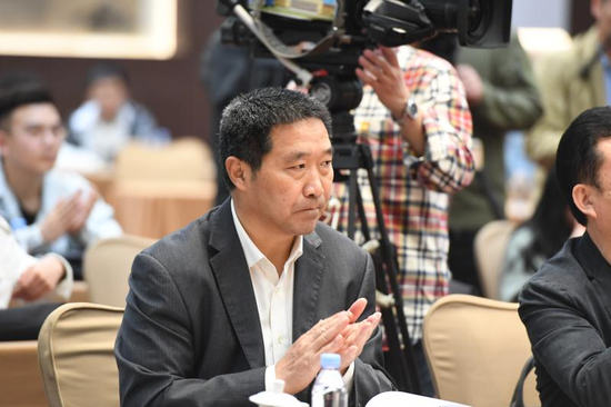 拜祖大典组委会执行副秘书长,市政协秘书长吴耀田