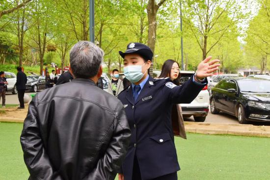 这个“五一”，鸡冠洞景区秩序井然亮点多！