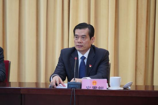 干货满满!6个民生话题16连问 政府部门负责人现场回答_新浪河南_新浪