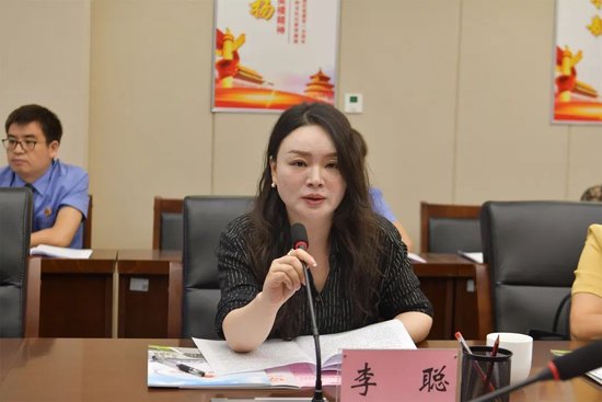 郑州市人大代表,河南澜清律师事务所主任李聪