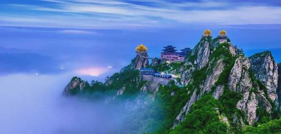 云起云涌 美丽“冻”人 2020老君山观海避暑节盛大开幕 云起云涌 美丽“冻”人 2020老君山观海避暑节盛大开幕