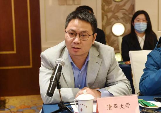 清华大学招生办公室副主任丁力介绍在豫招生情况