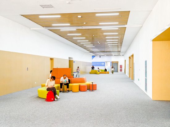 二期8月完工，迎接2026级新生！郑州航空港大学城首所入驻高校迎来新进展