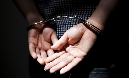 又立新功配合警察抓坏蛋郑州群众真厉害