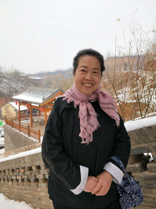 67岁上大学!河南老太破记录 成北电建校来年龄最大学生