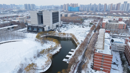 一场雪,让河南的高校变这样……_新浪河南_新浪网