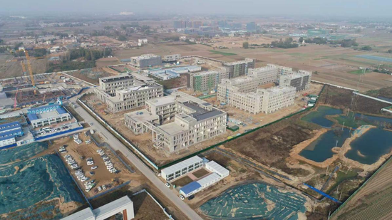 主体封顶、高校云集……郑州南部这座大学城拔地而起